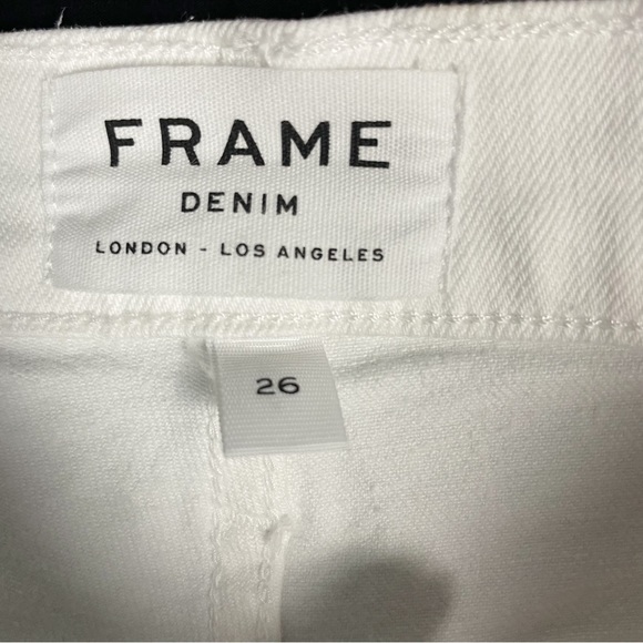 FRAME DENIM  “ Le Sylvie Crop”  with Split Hem Detail at Ankle  WHITE Size 26 - Picture 4 of 14